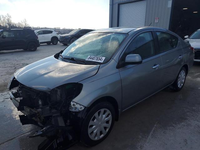  NISSAN VERSA 2013 Silver