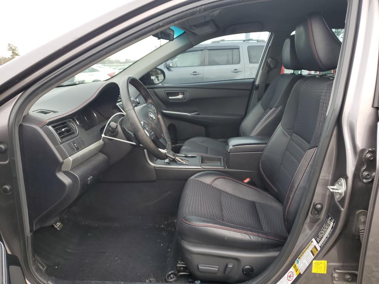 2015 Toyota Camry - Image 7