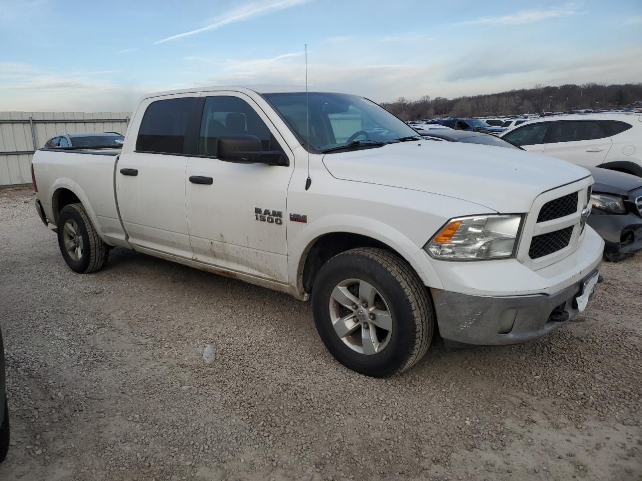2015 RAM 1500 - Image 4