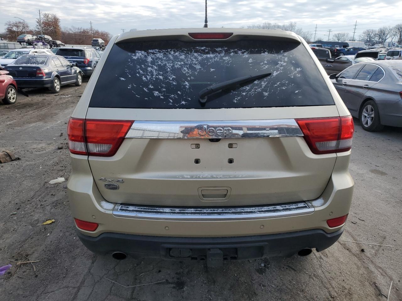 2011 Jeep Grand Cherokee - Image 6