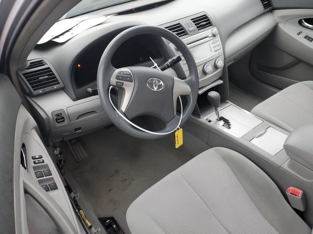 2010 Toyota Camry - Image 8