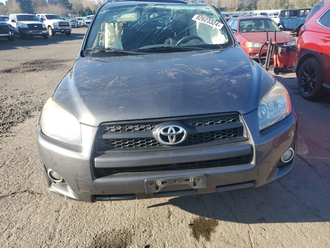 2010 Toyota RAV 4 - Image 11
