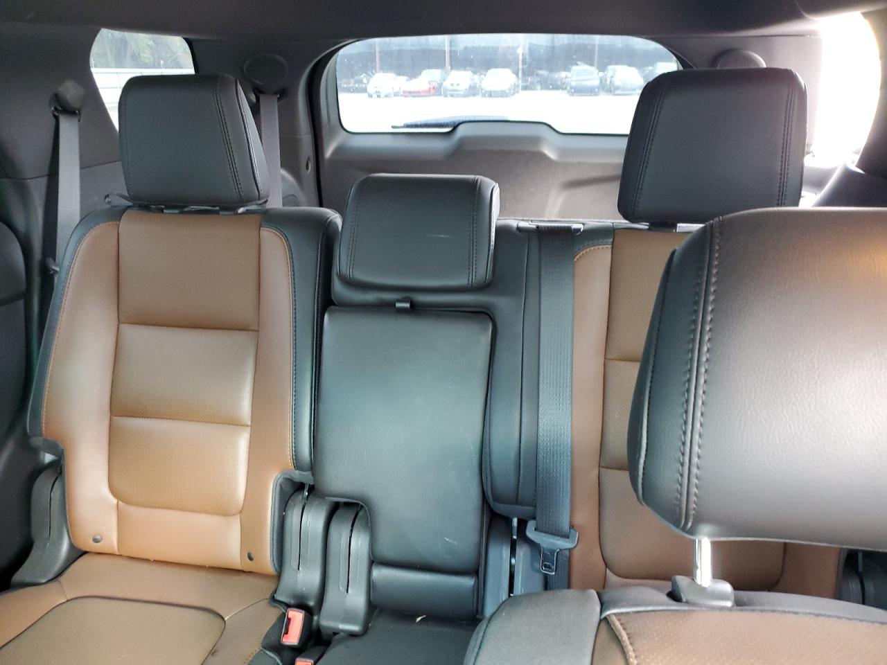 2013 Ford Explorer - Image 10