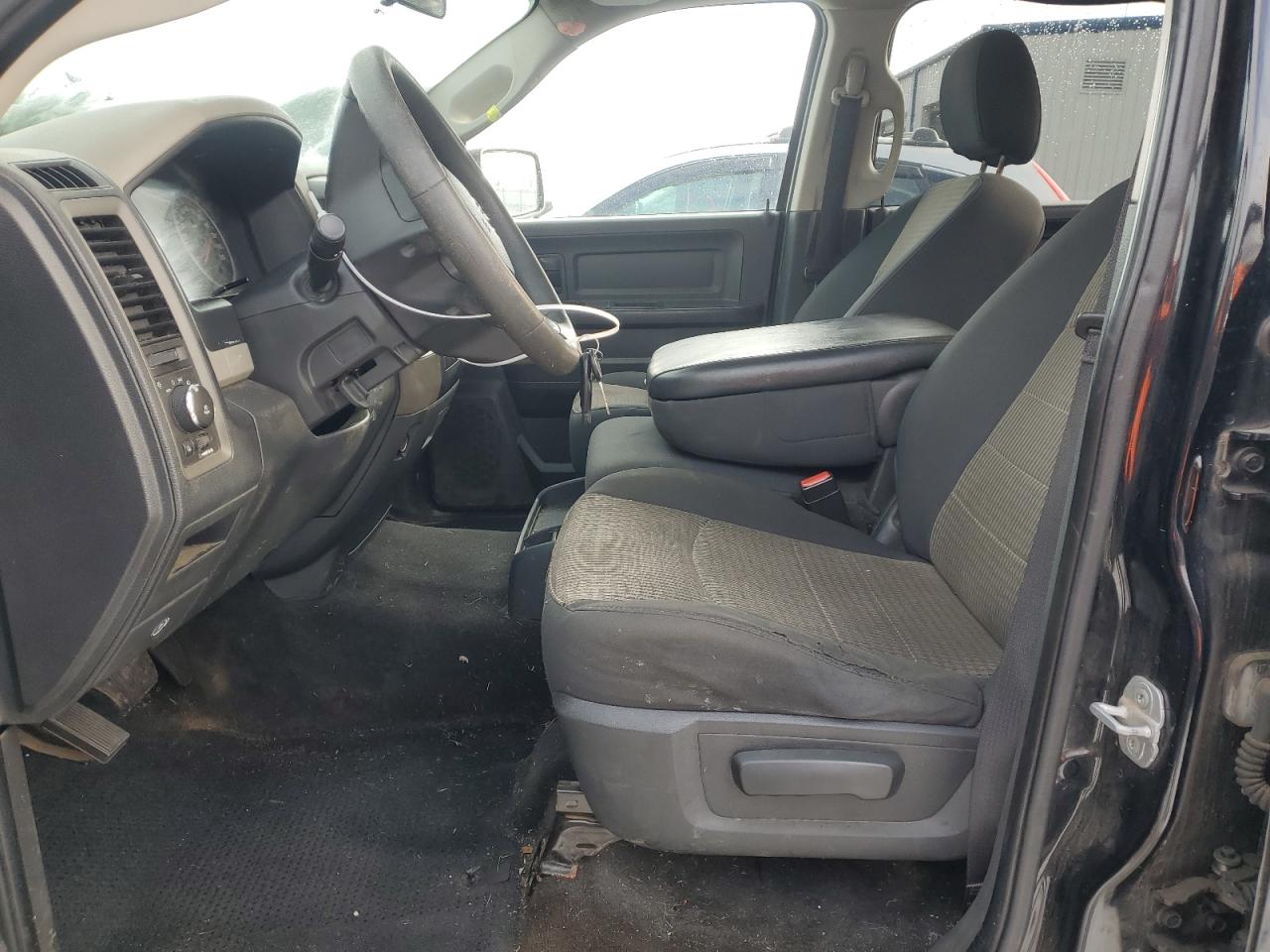 2012 Dodge RAM - Image 7