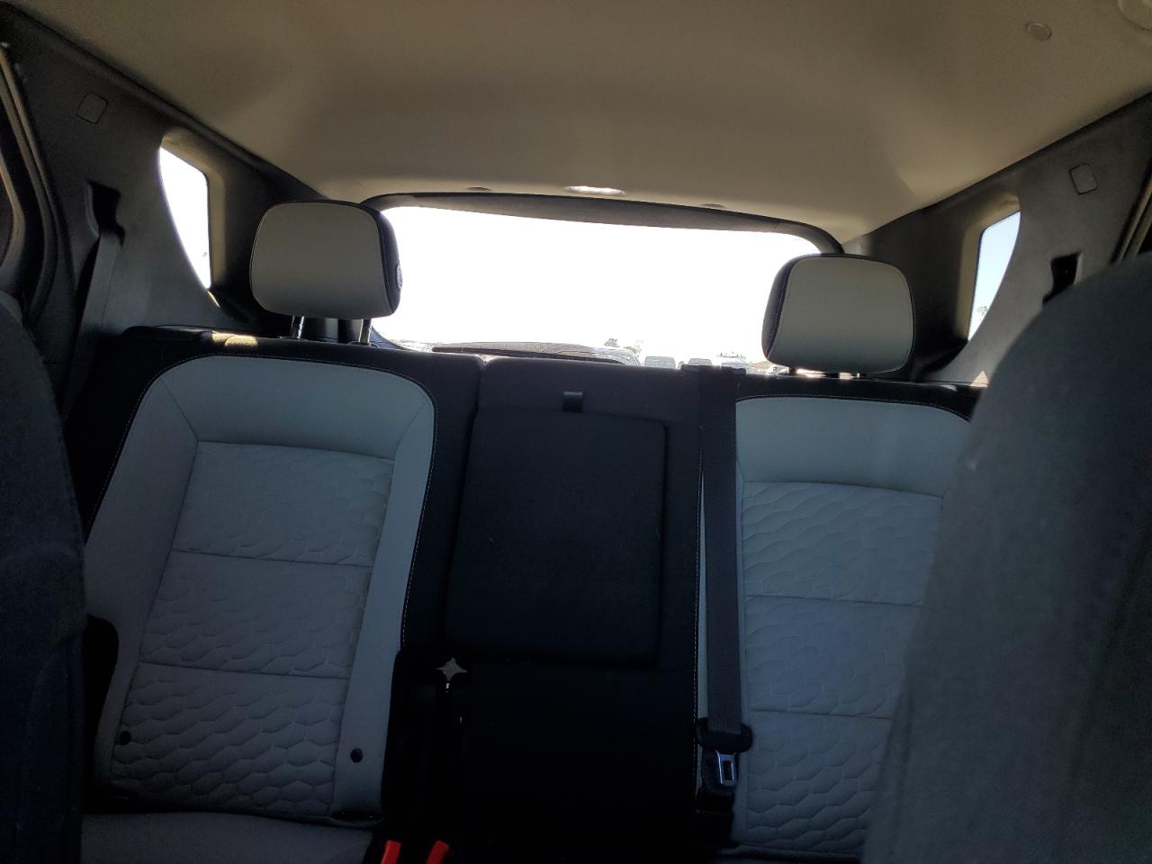 2019 Chevrolet Equinox - Image 10