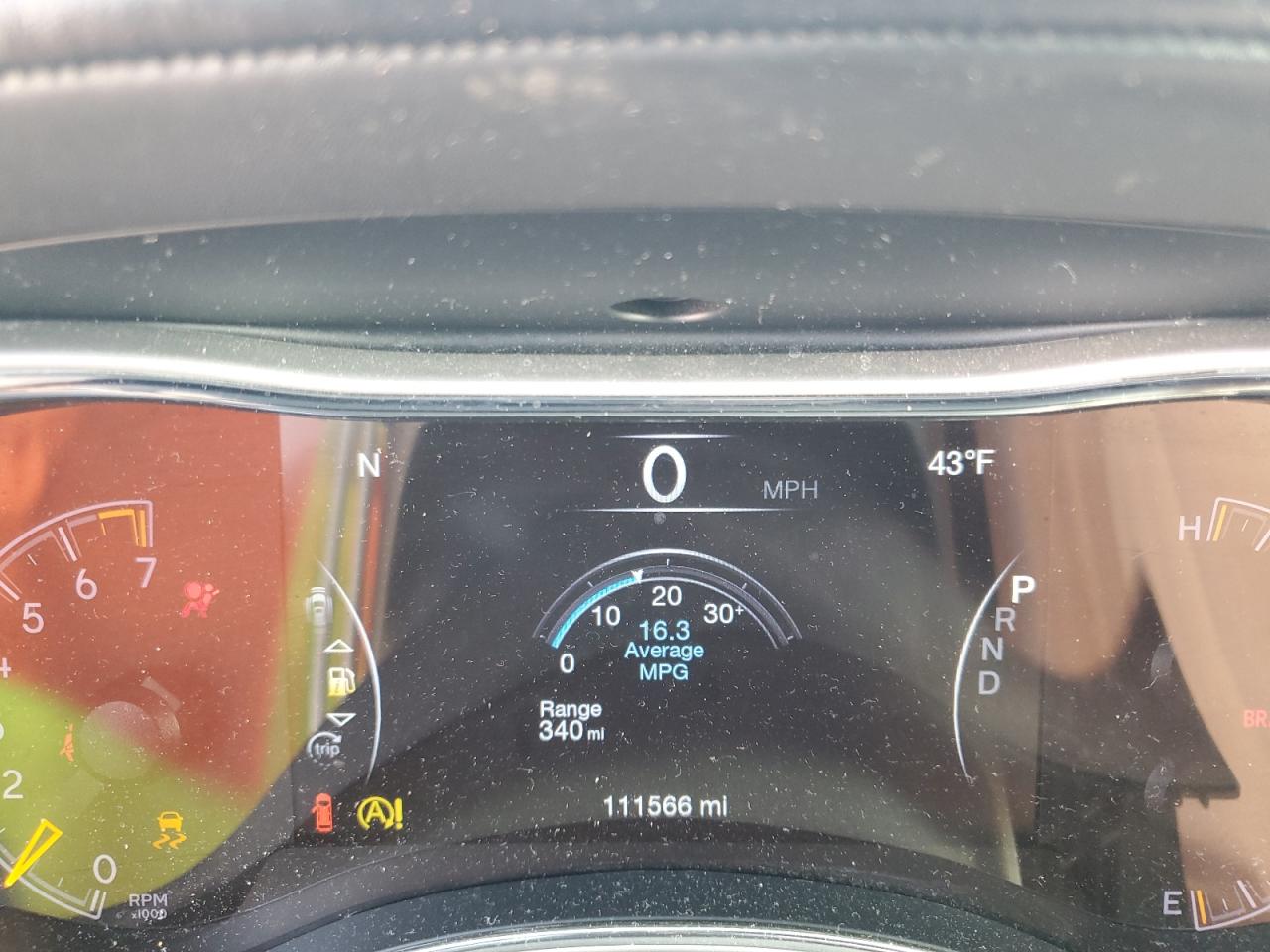 2019 Jeep Grand Cherokee - Image 10