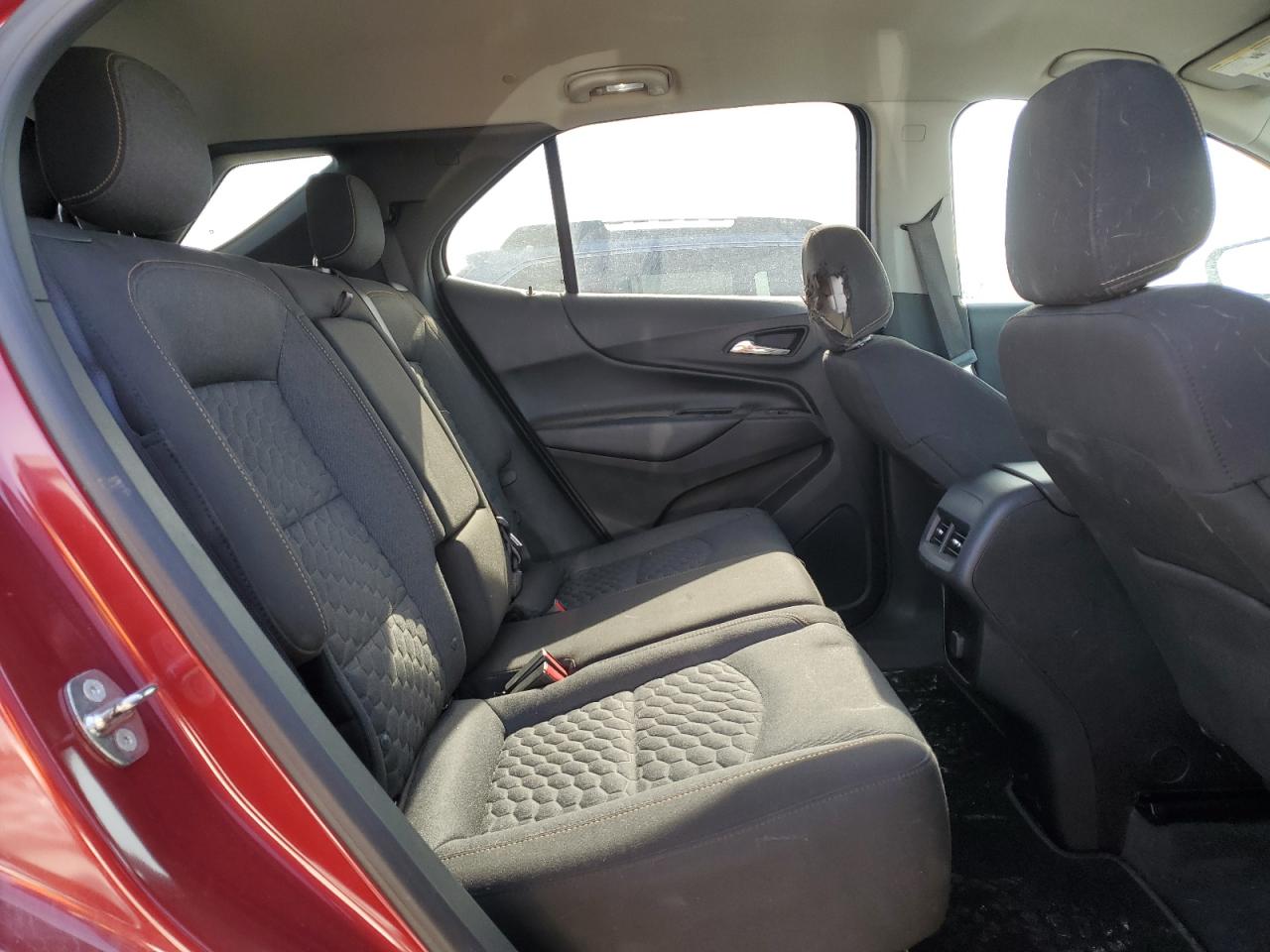 2018 Chevrolet Equinox - Image 11