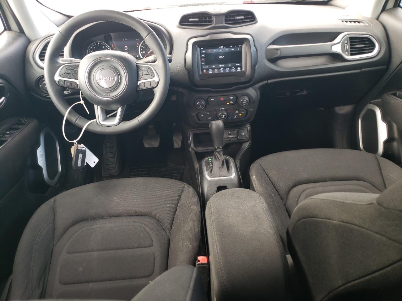 2021 Jeep Renegade - Image 8