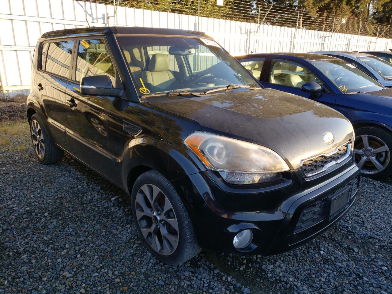 VIN KNDJT2A60D7562049 2013 KIA SOUL no.4