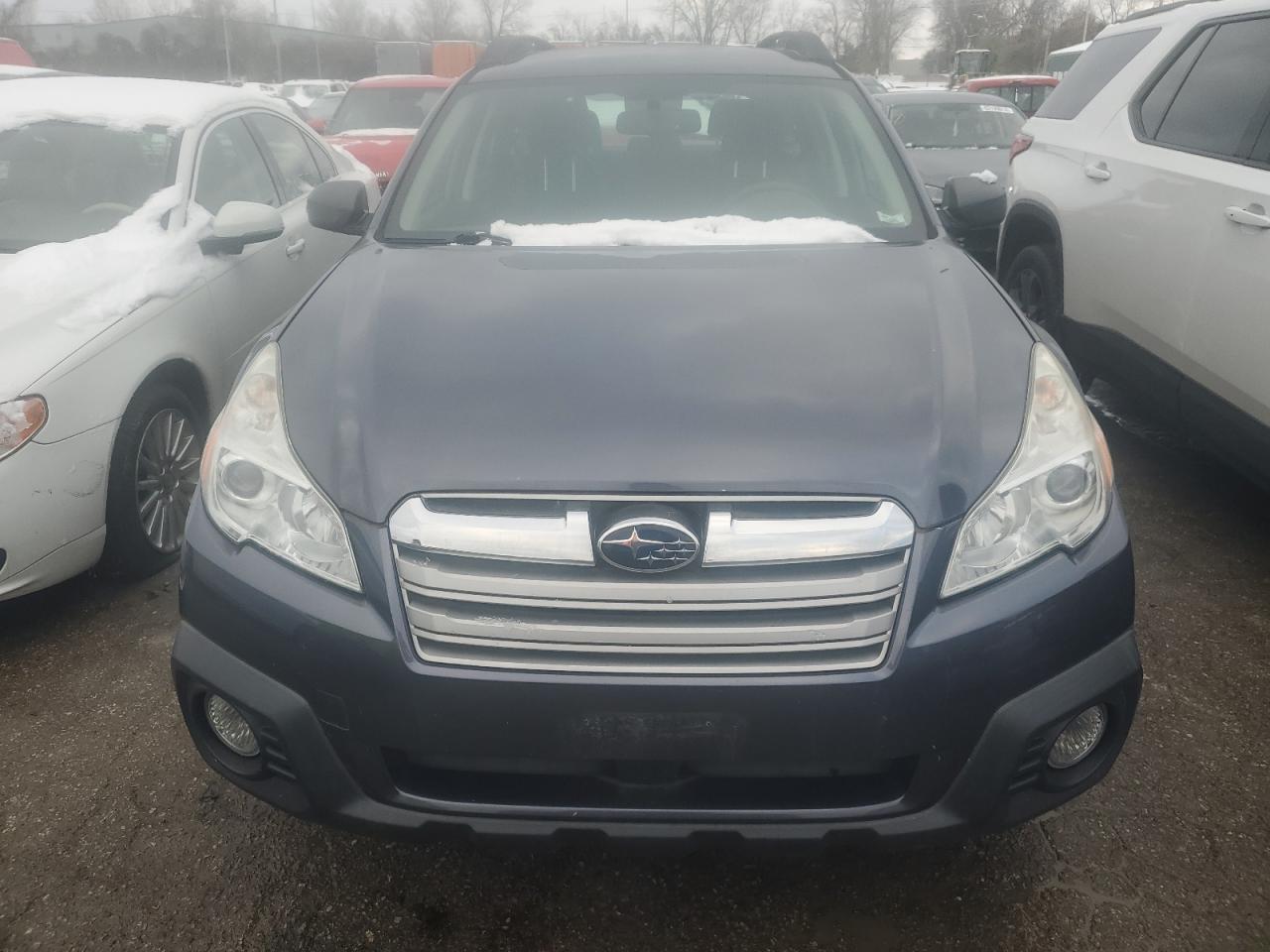 2014 Subaru Outback - Image 5