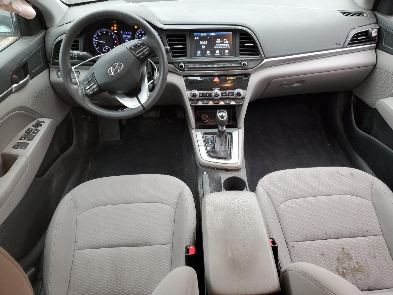 2020 Hyundai Elantra - Image 8