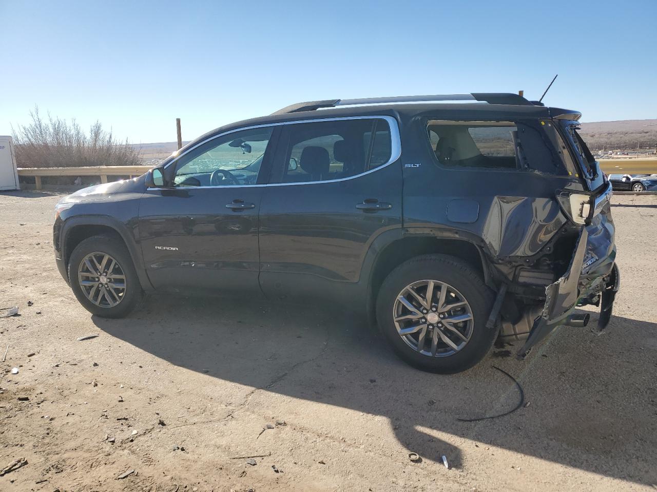 VIN 1GKKNMLS7JZ102038 2018 GMC ACADIA no.2