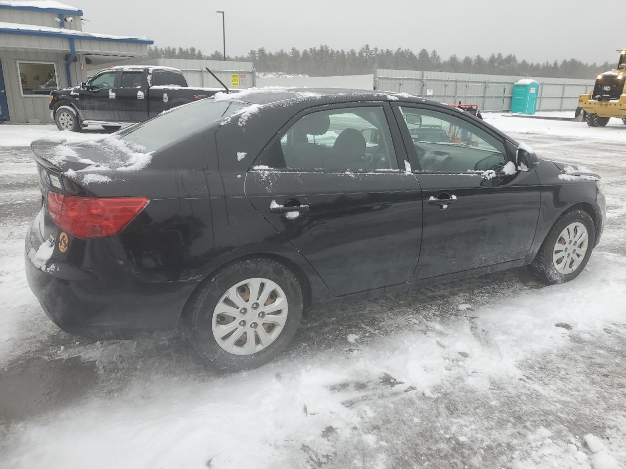 VIN KNAFU4A21D5685069 2013 KIA FORTE no.3