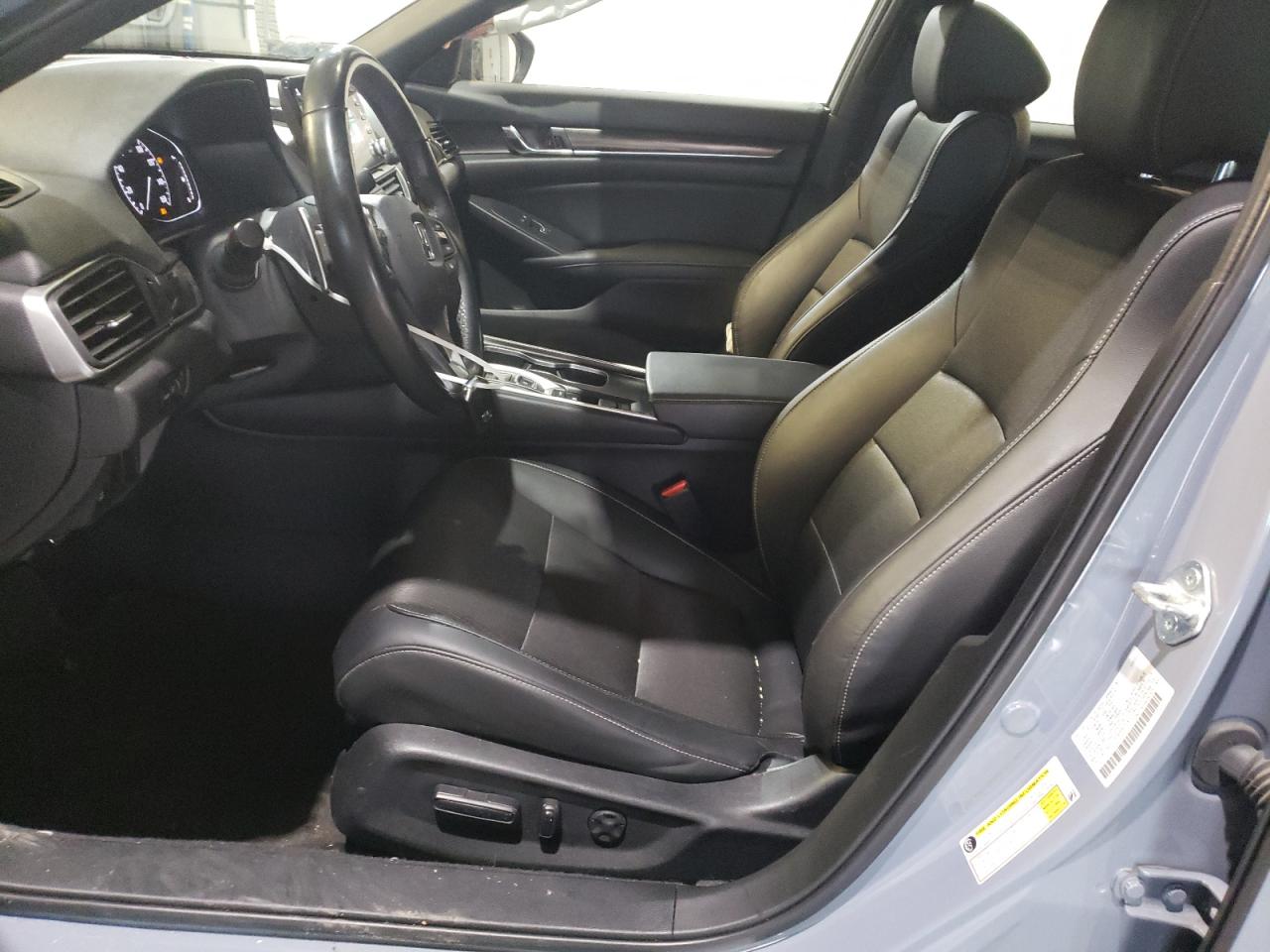 Auction sale of the 2022 HONDA ACCORD , vin: 1HGCV3F26NA045553, lot number: 85505014