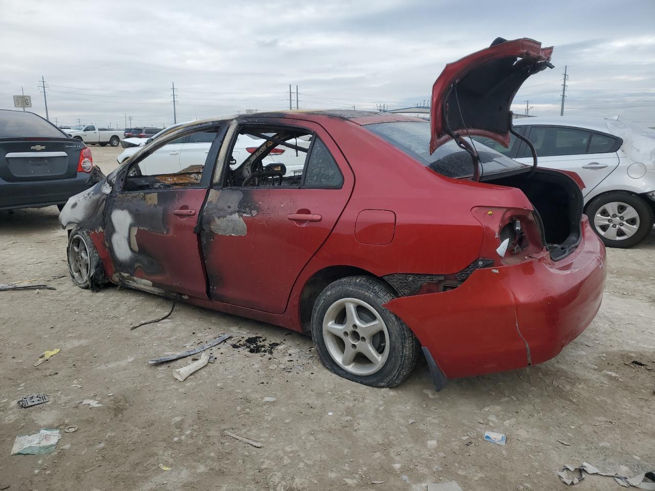 2007 Toyota Yaris - Image 2