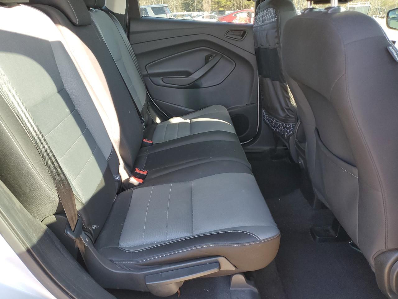 2019 Ford Escape - Image 11