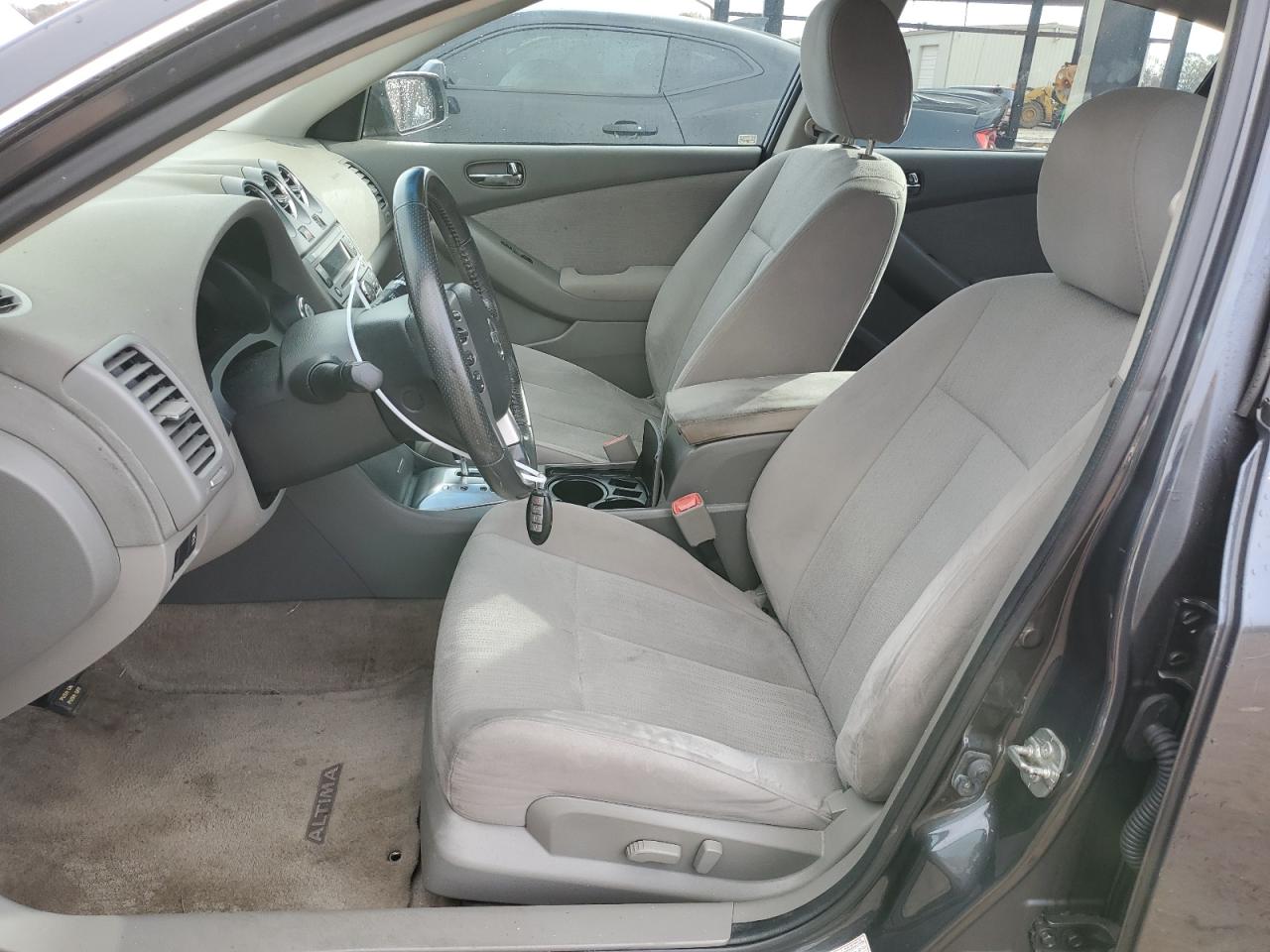 2012 Nissan Altima - Image 7