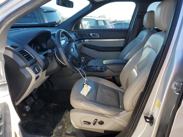  FORD EXPLORER 2018 Silver