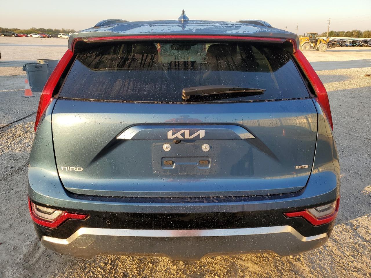 2023 Kia Niro Sx VIN: KNDCT3LE0P5096593 Lot: 84812014