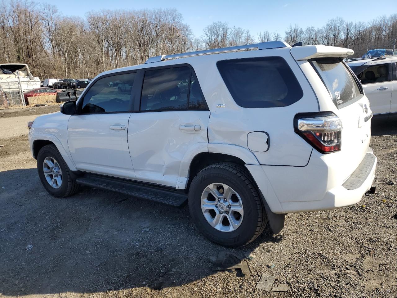 VIN JTEBU5JR3H5445785 2017 TOYOTA 4RUNNER no.2