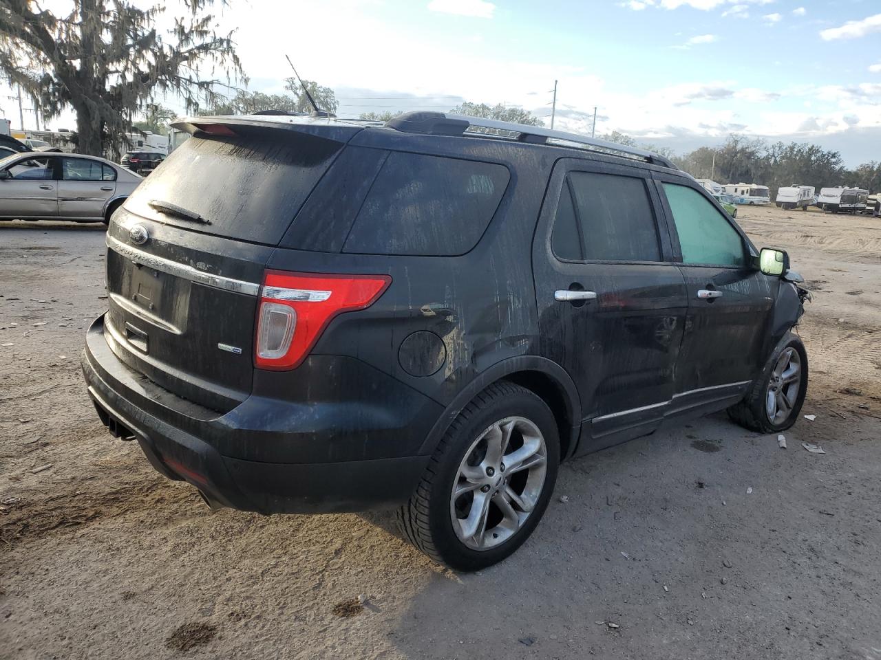 2014 Ford Explorer - Image 3