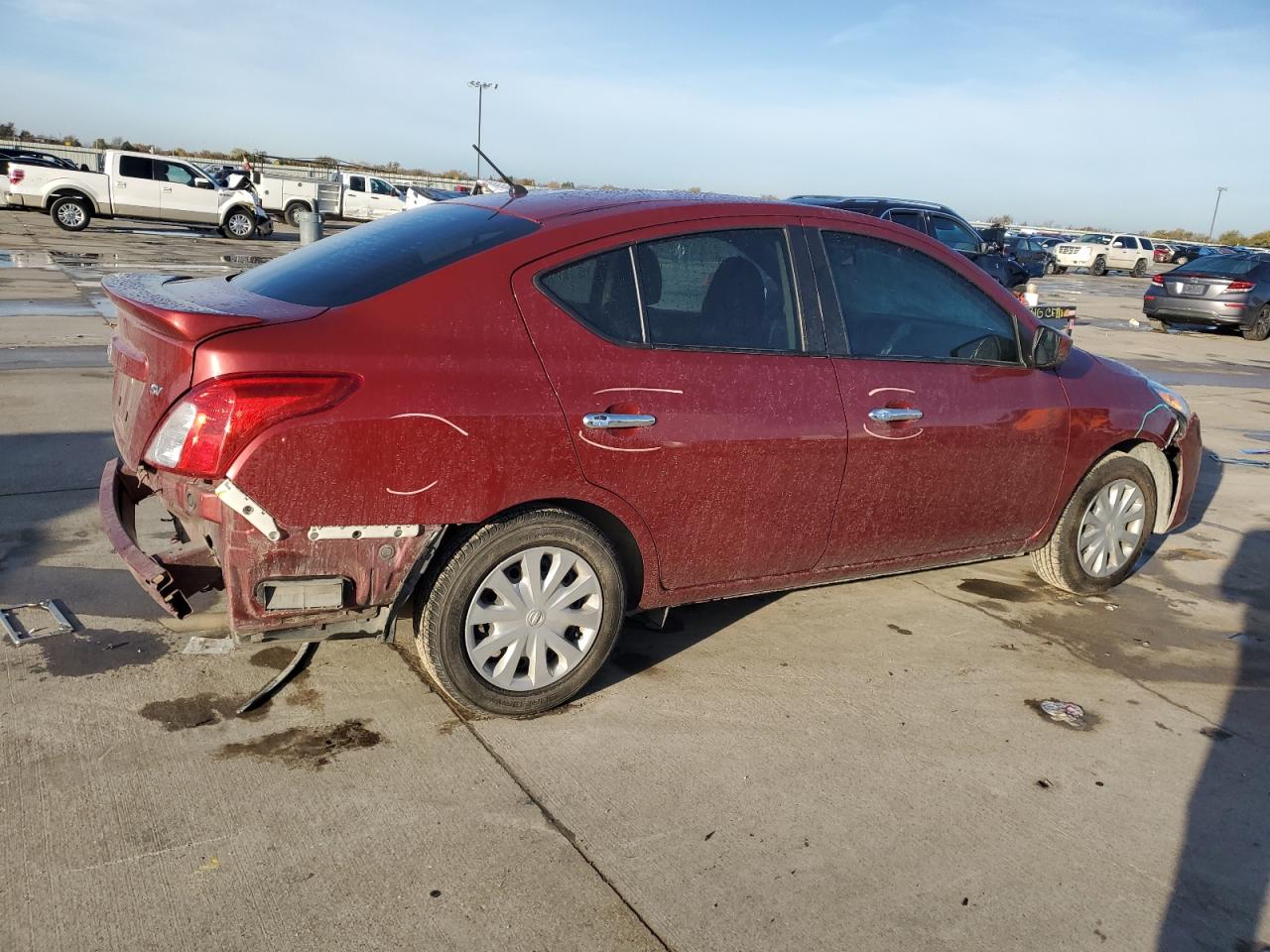 2019 Nissan Versa - Image 3