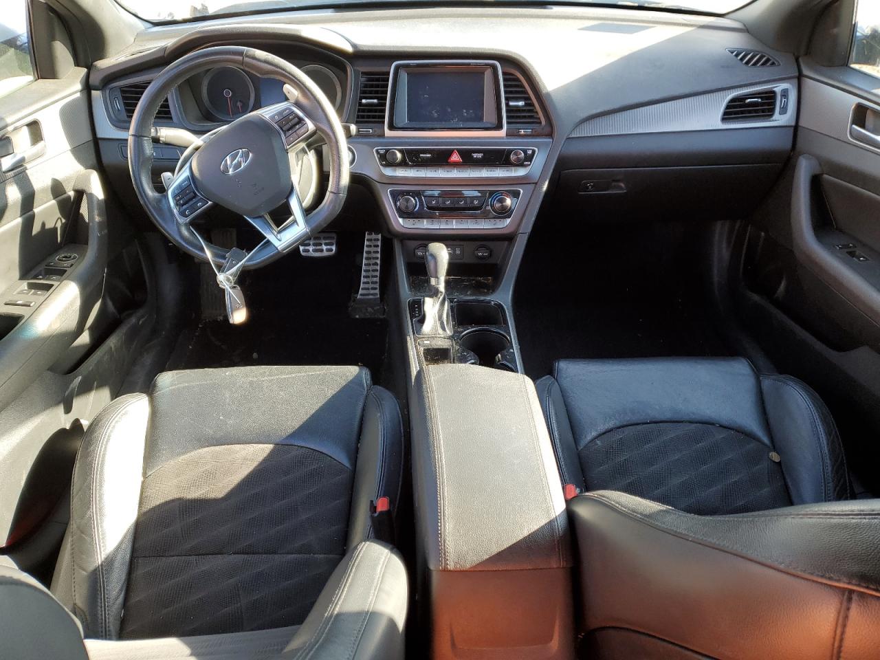 2018 Hyundai Sonata Sport VIN: 5NPE34AB3JH693901 Lot: 85919995