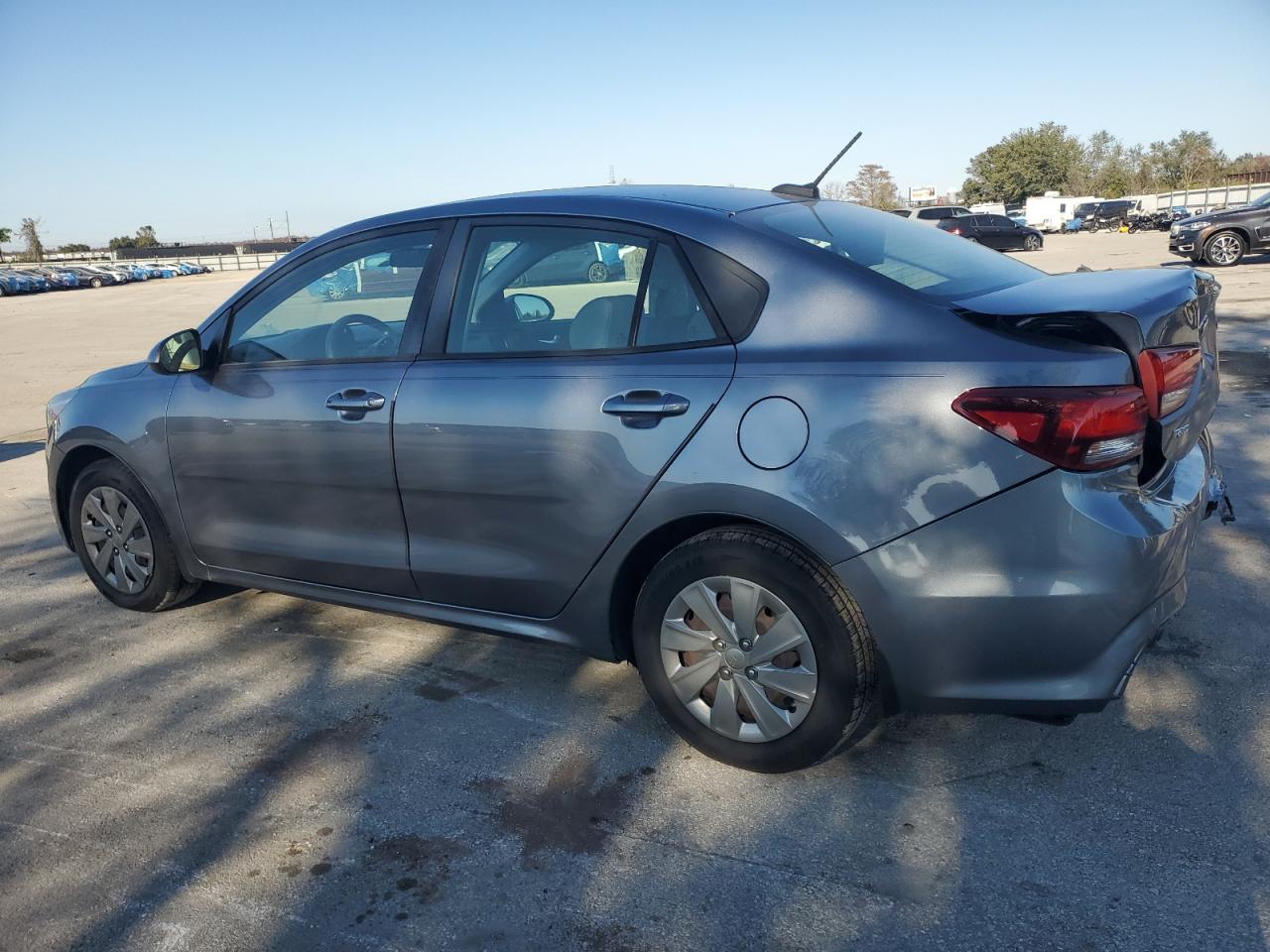 VIN 3KPA24AB4KE210519 2019 KIA RIO no.2