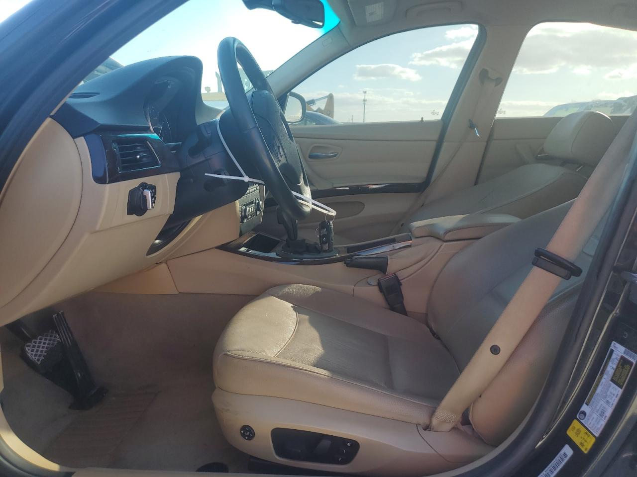 2011 BMW 328 I VIN: WBAPH7G54BNN03101 Lot: 85109034