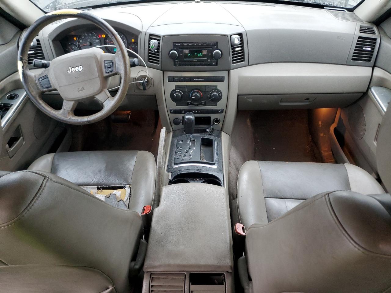2006 Jeep Grand Cherokee - Image 8