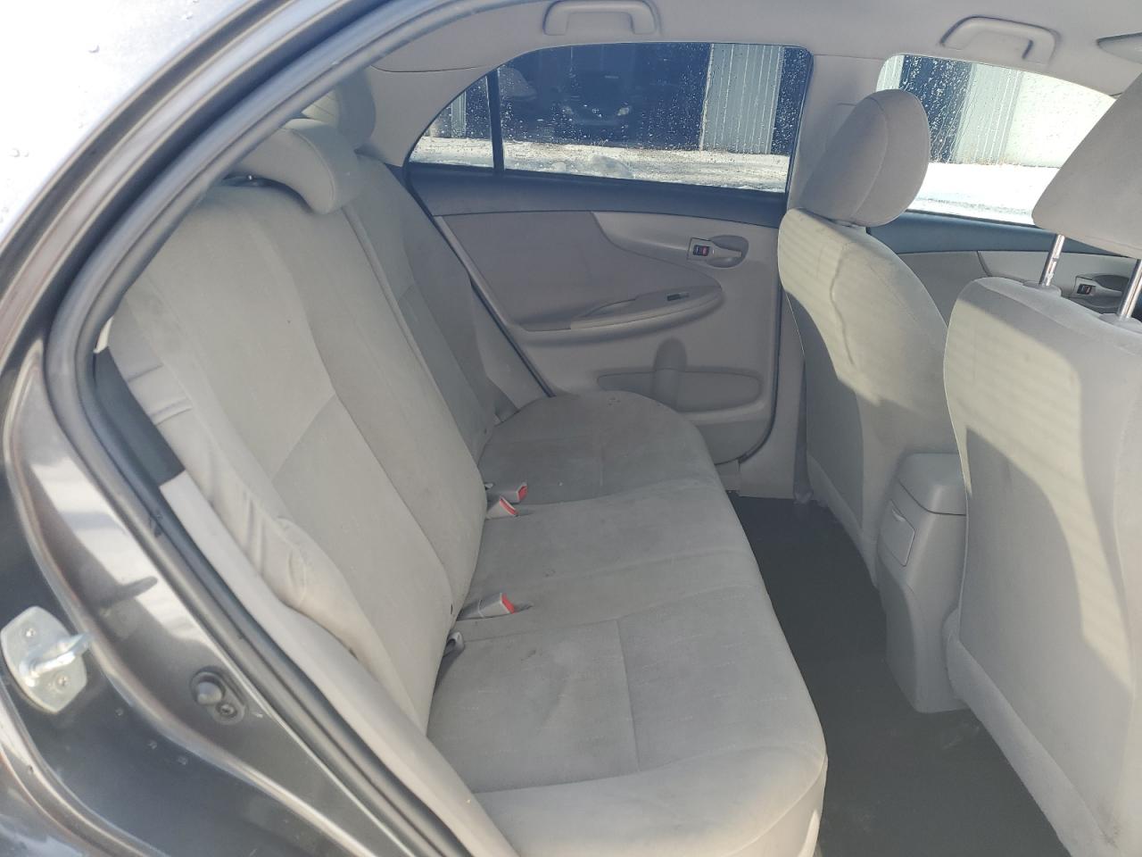 2011 Toyota Corolla - Image 10