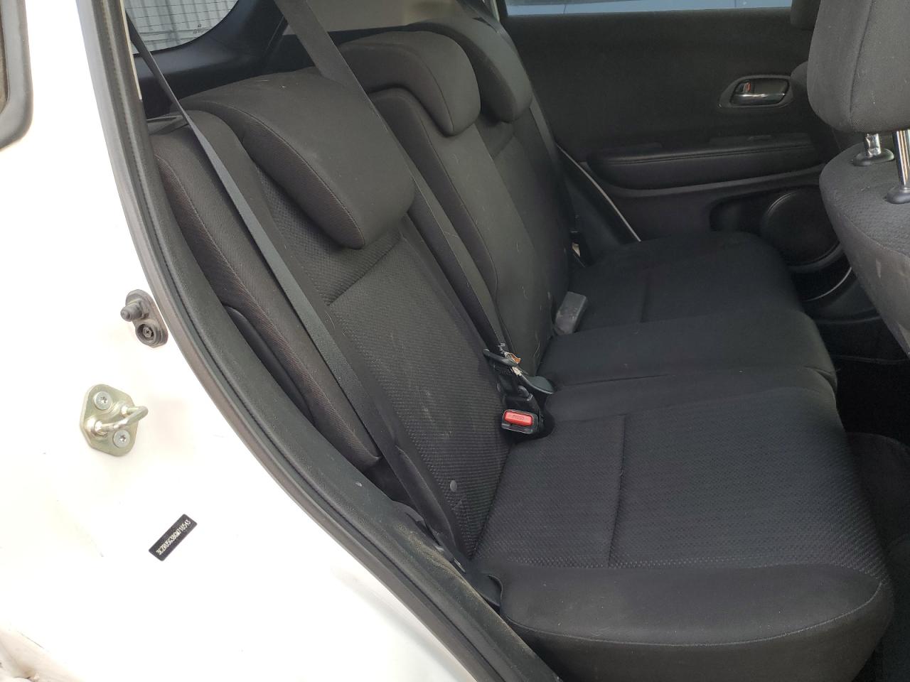 2016 Honda HR-V - Image 11