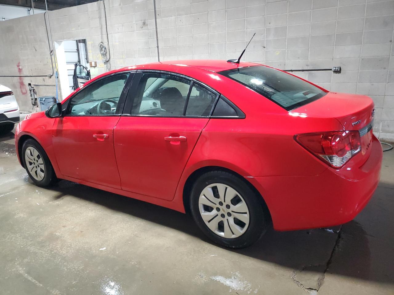 2014 Chevrolet Cruze - Image 2