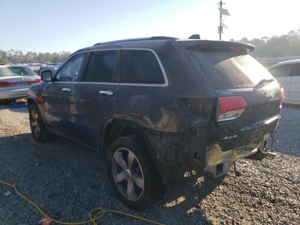 2015 Jeep Grand Cherokee - Image 2