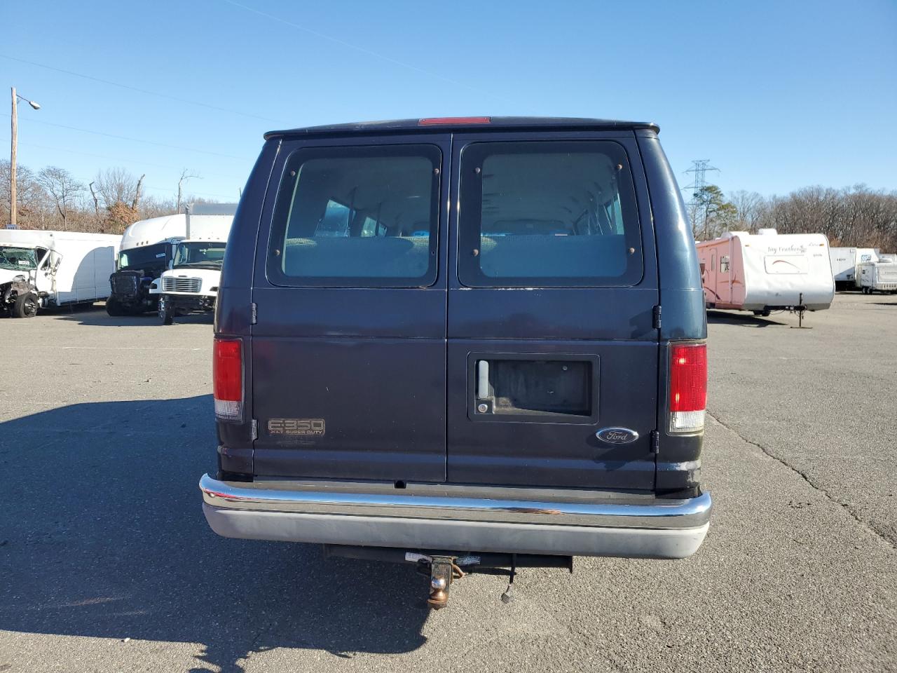 2000 Ford Econoline E350 Super Duty Wagon VIN: 1FBSS31L6YHA33731 Lot: 81286964