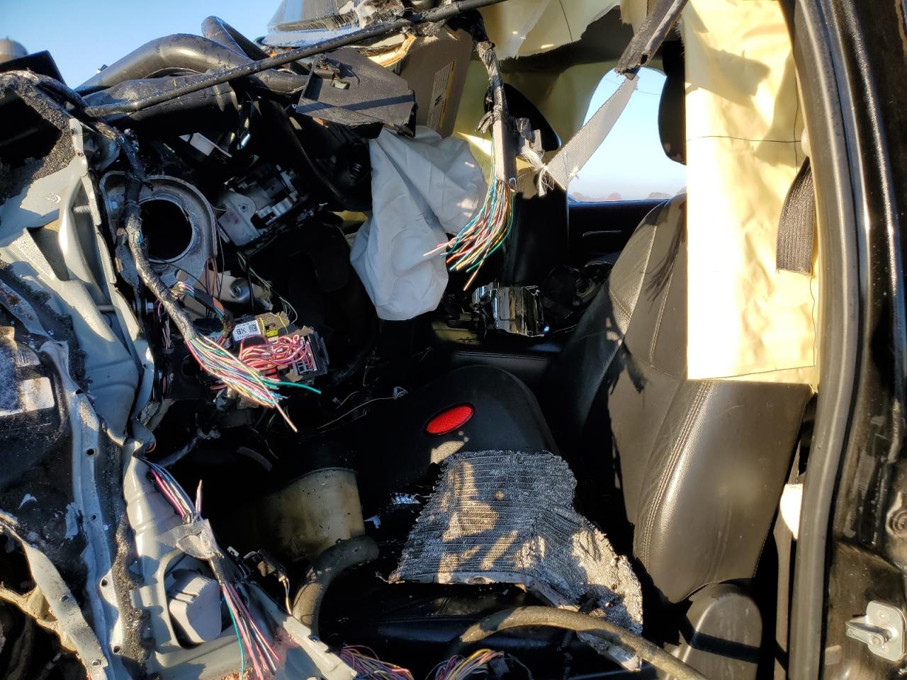 2008 Chevrolet Suburban C1500 Ls VIN: 1GNFC16J08R123044 Lot: 47051045