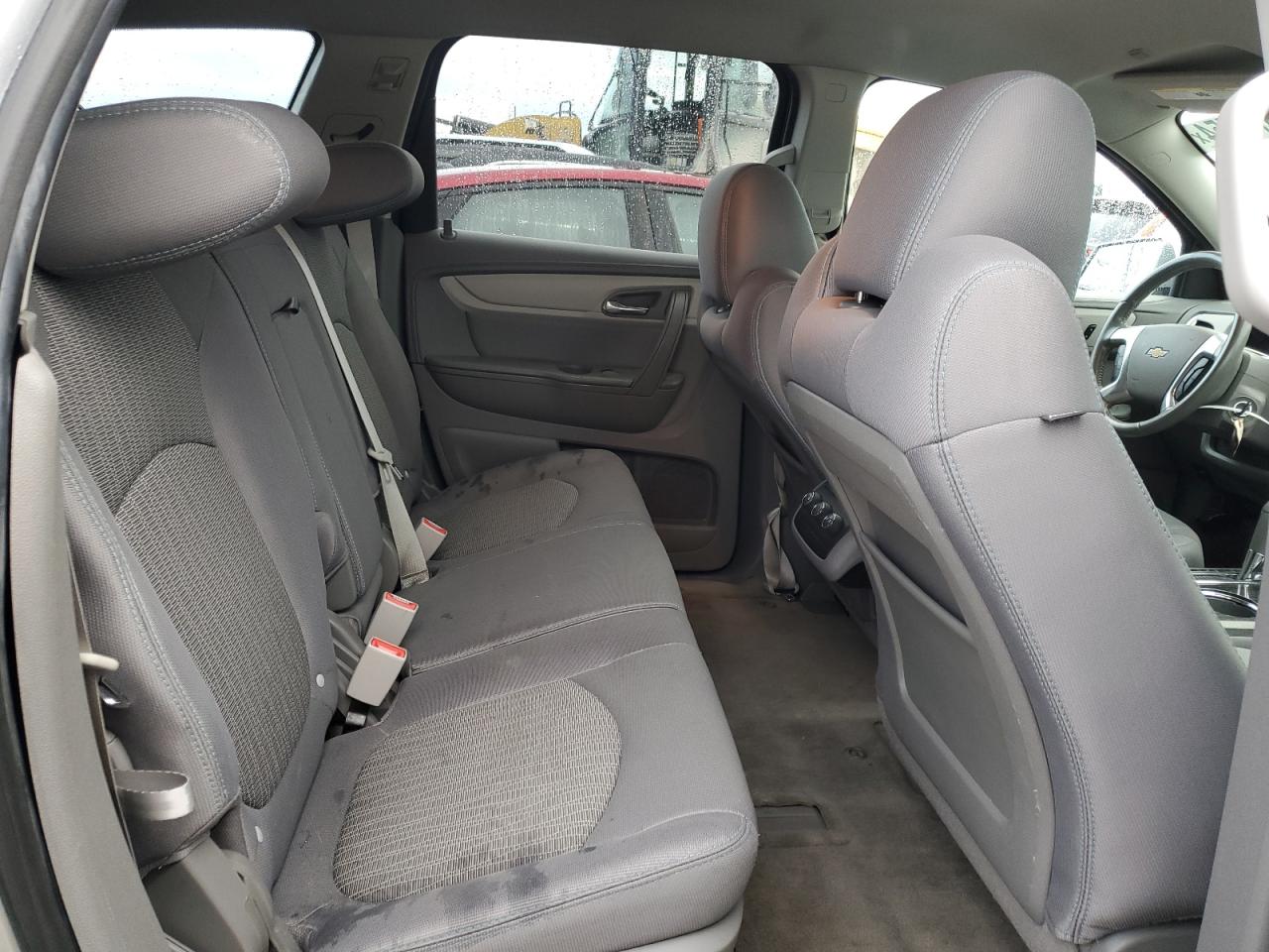2014 Chevrolet Traverse - Image 11