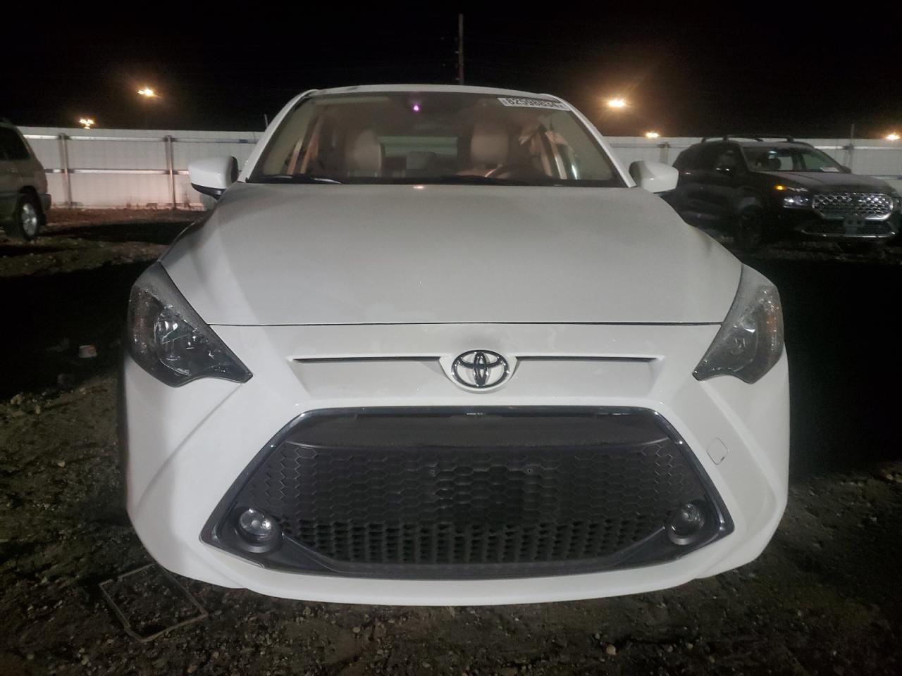 VIN 3MYDLBYV9KY506683 2019 TOYOTA YARIS no.5