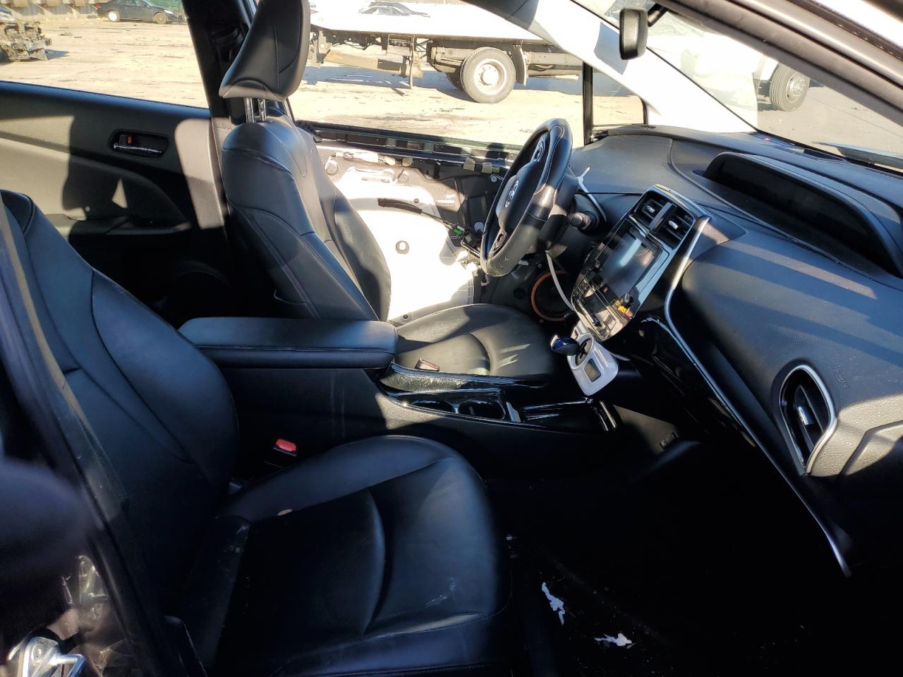 2017 Toyota Prius - Image 7