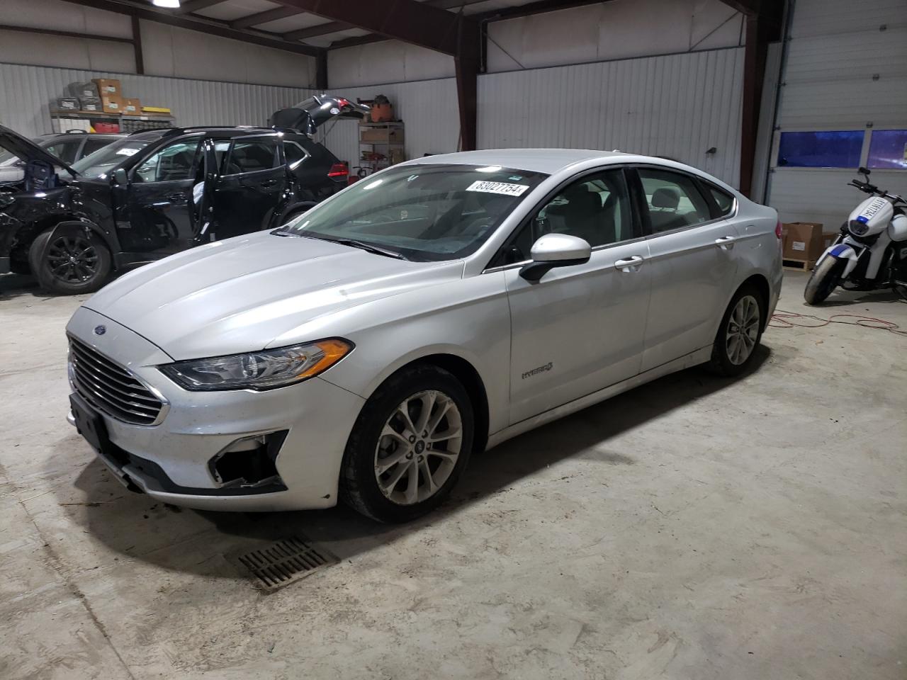 VIN 3FA6P0LU1KR225329 2019 FORD FUSION no.1