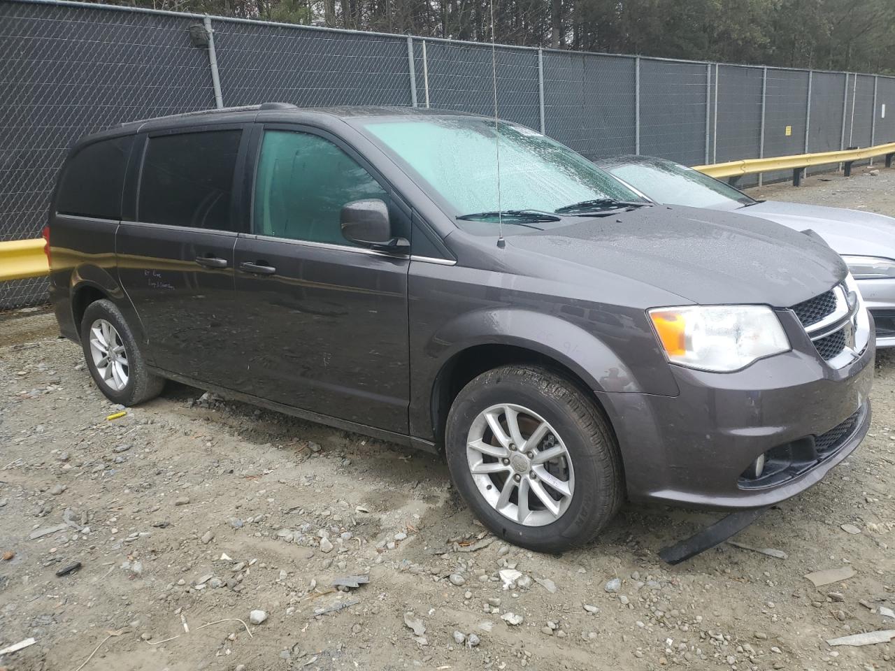 VIN 2C4RDGCG6LR174002 2020 DODGE CARAVAN no.4