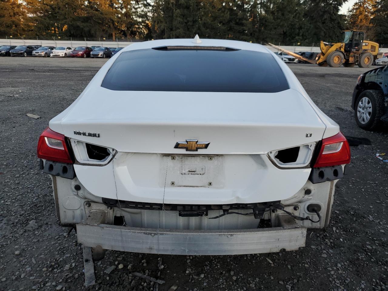 2017 Chevrolet Malibu - Image 6