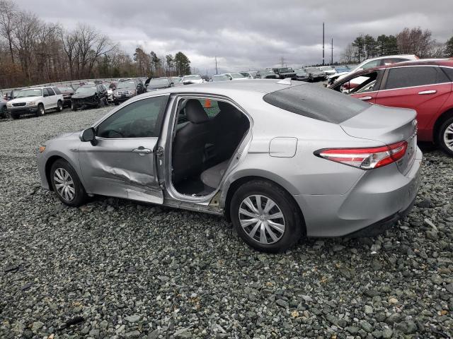  TOYOTA CAMRY 2019 Srebrny