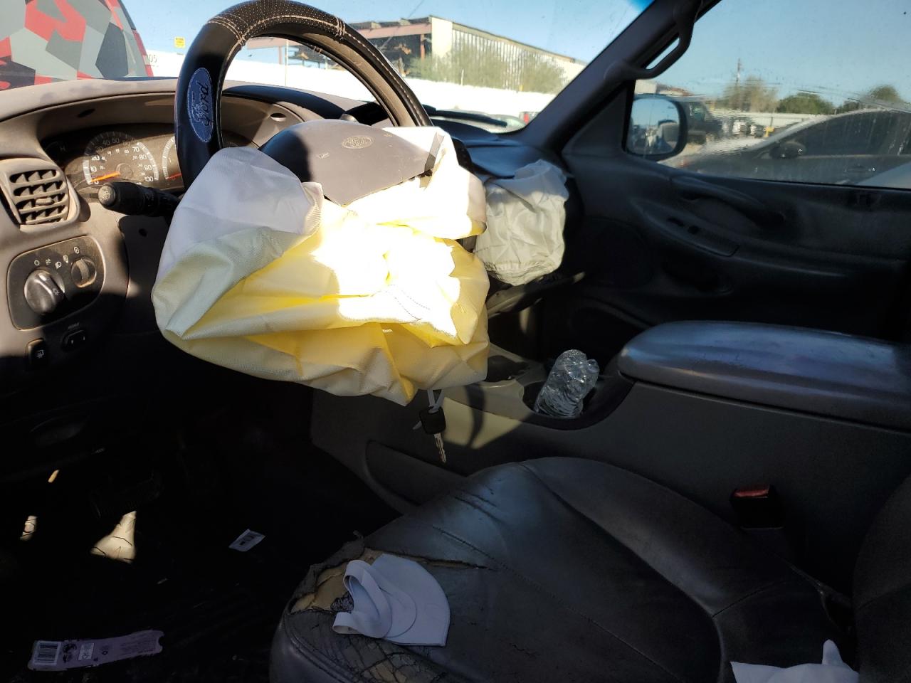 2002 Ford Expedition - Image 7