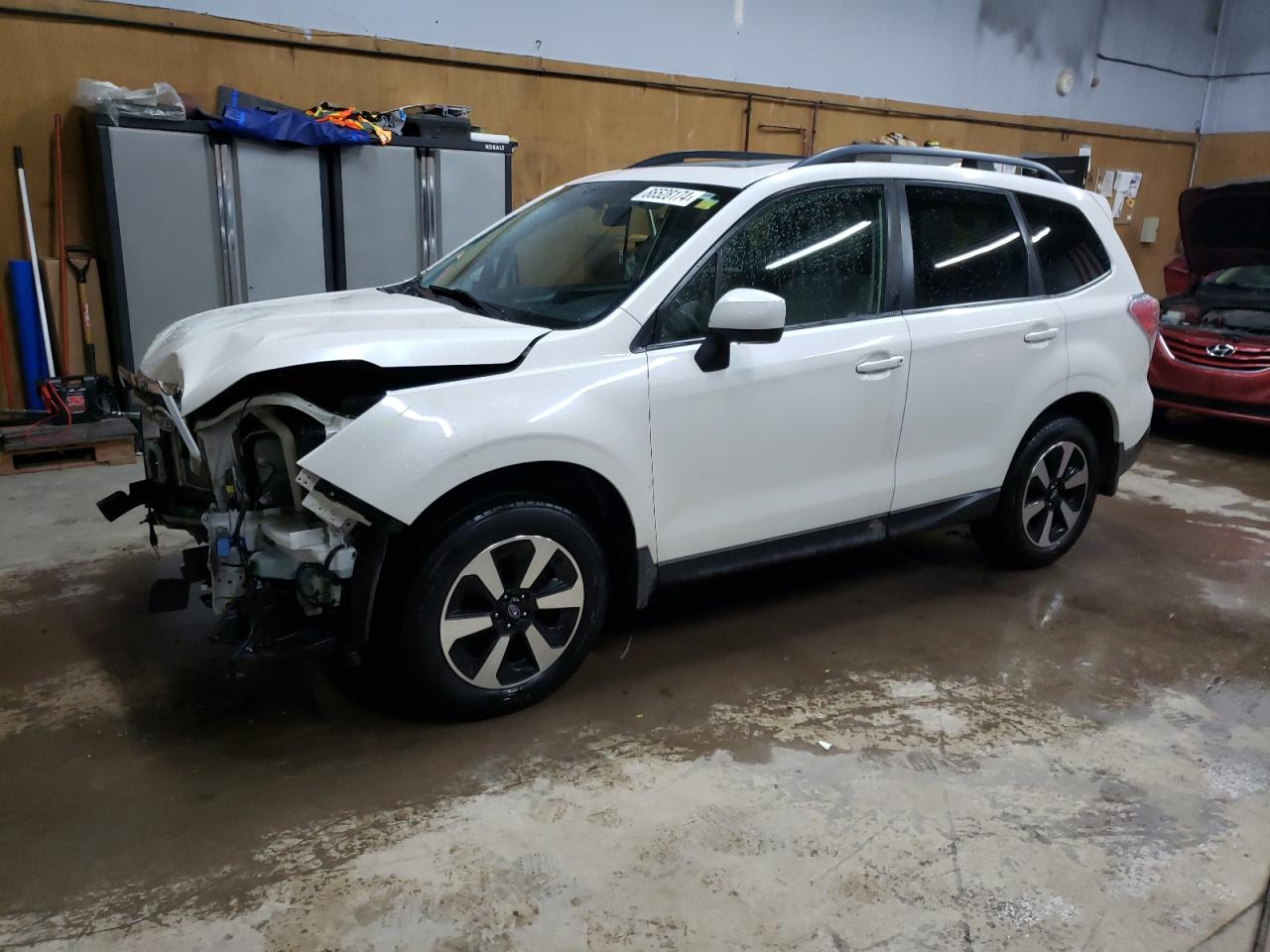 VIN JF2SJAGCXJH509464 2018 SUBARU FORESTER no.1