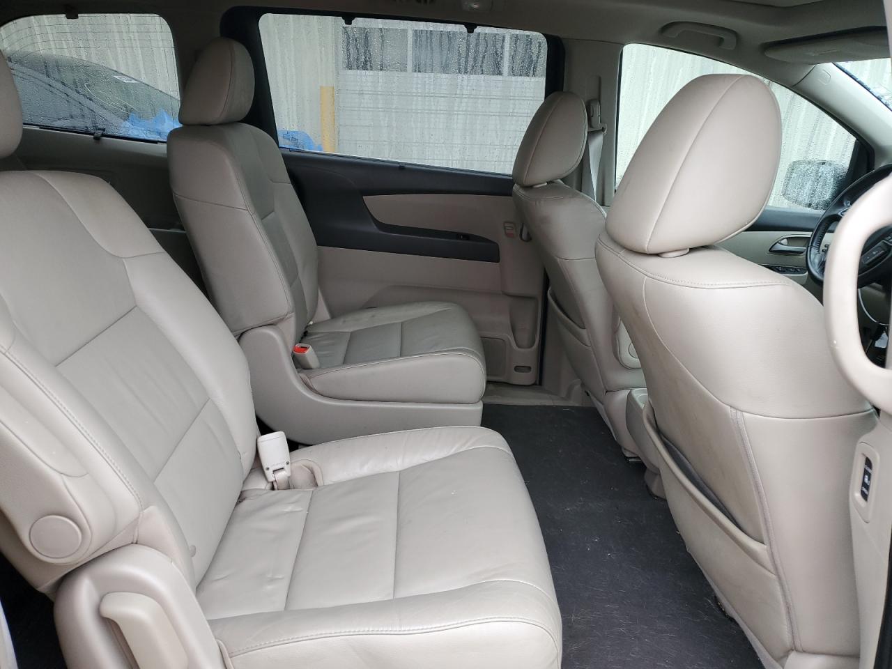 2012 Honda Odyssey - Image 11