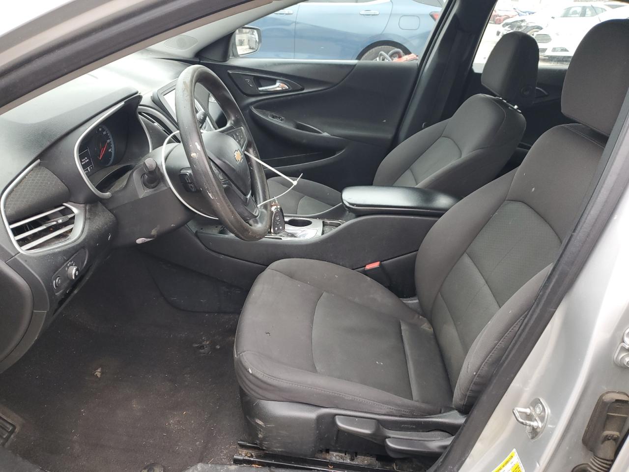 2017 Chevrolet Malibu - Image 7