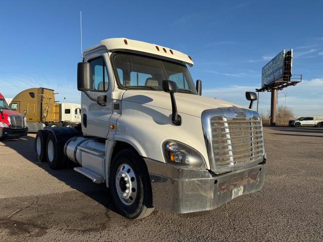 Haslet, TX에서 판매 중인 2014 Freightliner Cascadia 125  - Front End