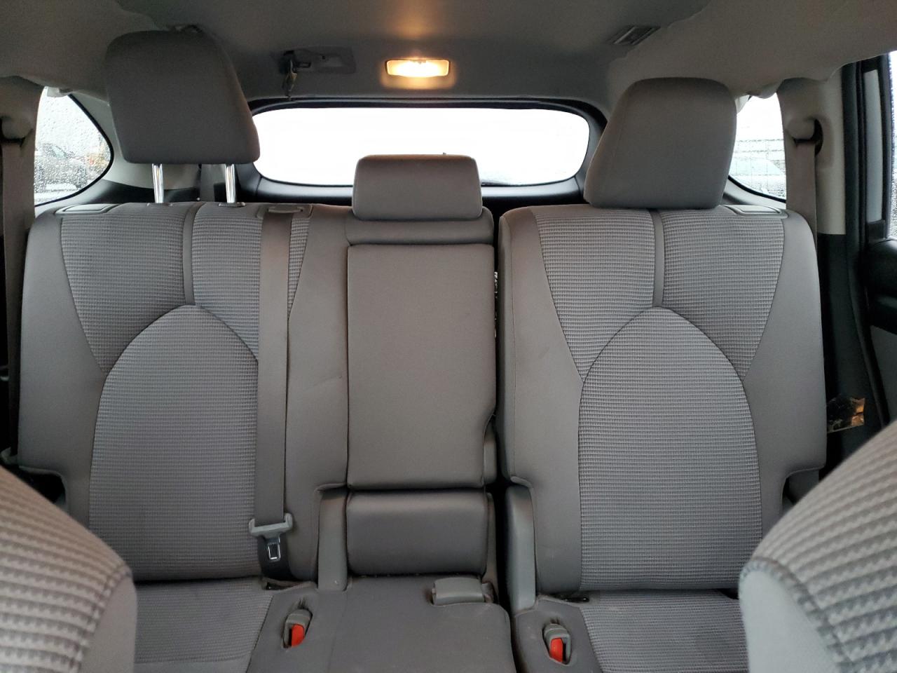 2020 Toyota Highlander - Image 10