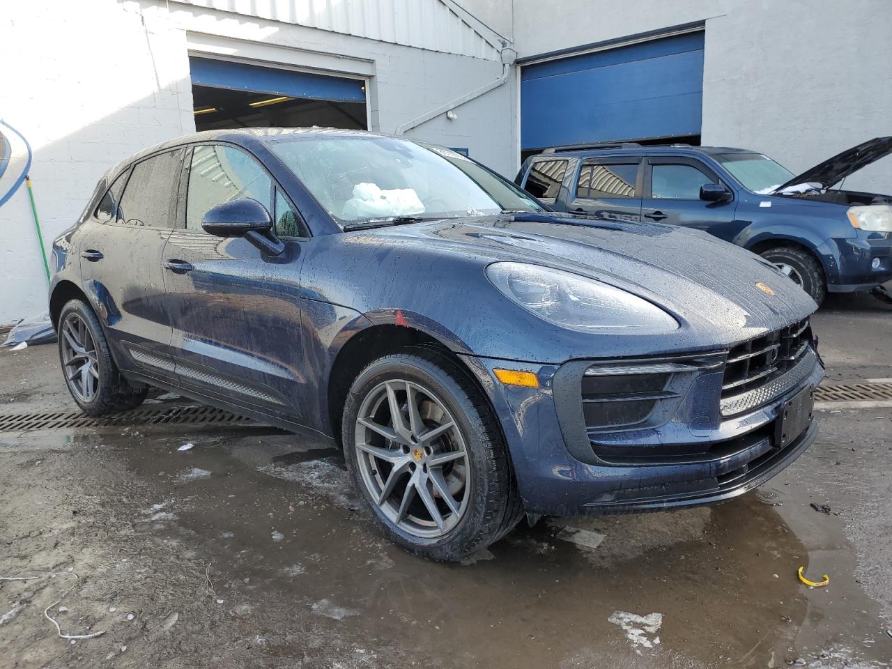 VIN WP1AA2A55PLB15269 2023 PORSCHE MACAN BASE no.4